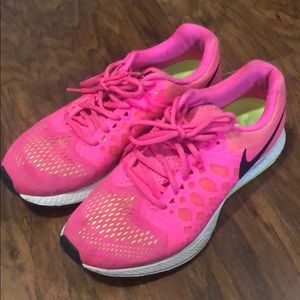 Pink nike zoom Pegasus
